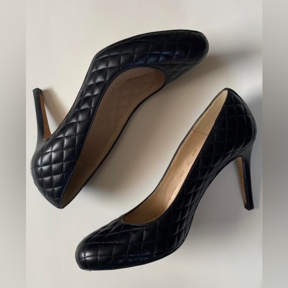 L.K. Bennett Women's Black Courts